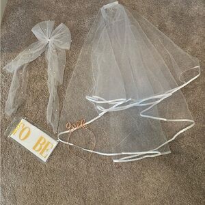 Bridal accessories! Never been used!
